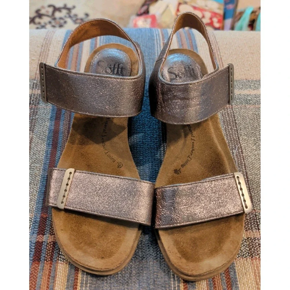 Sofft Verdi Wedge Heel Sandals In Gold (Rose) Metallic w Adjustable Straps 7M